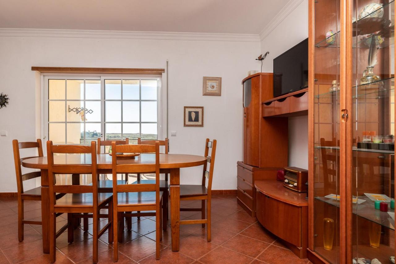 Apartment Front View Flat Armacao de Pera