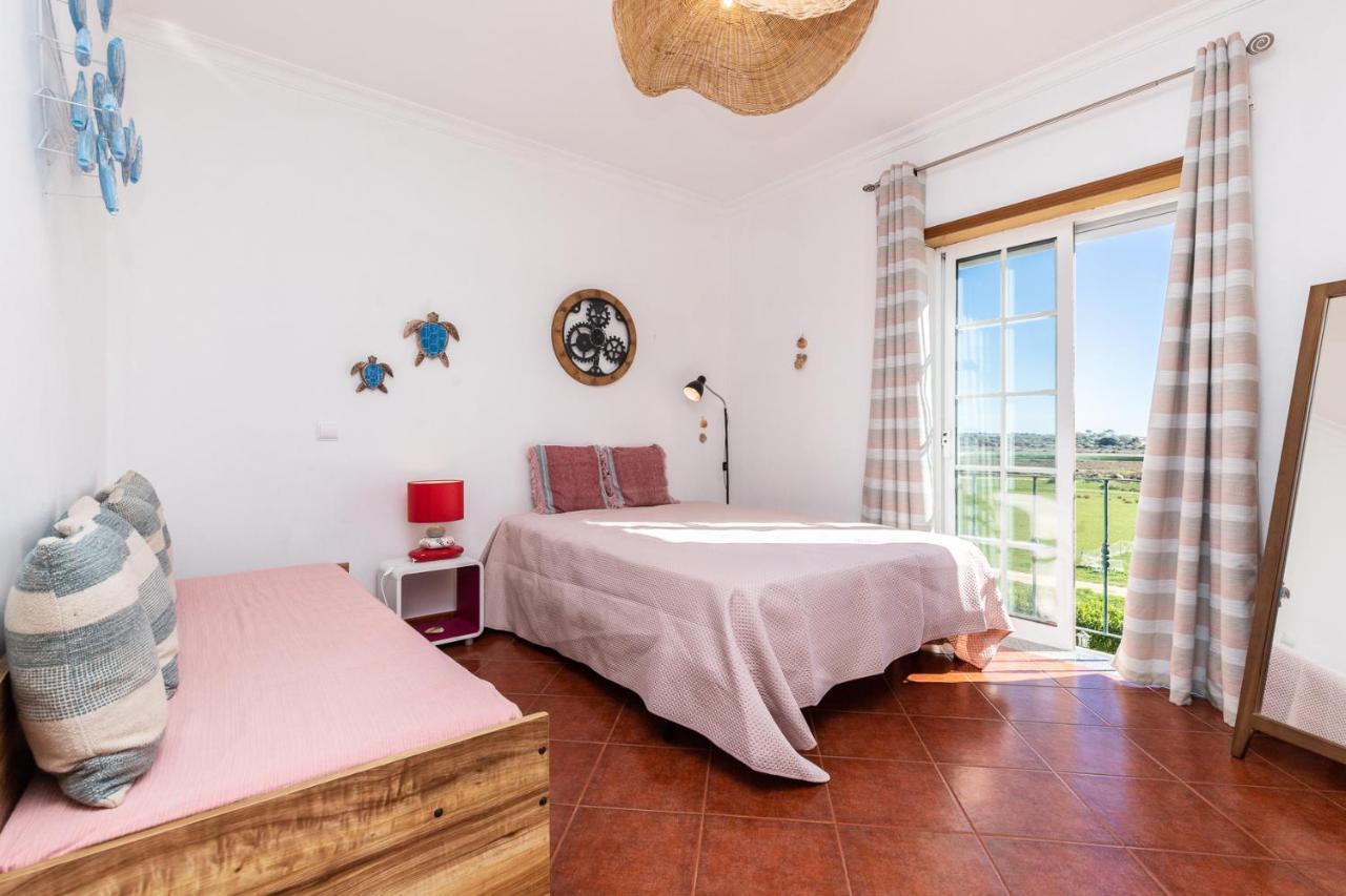 Front View Flat Armacao de Pera