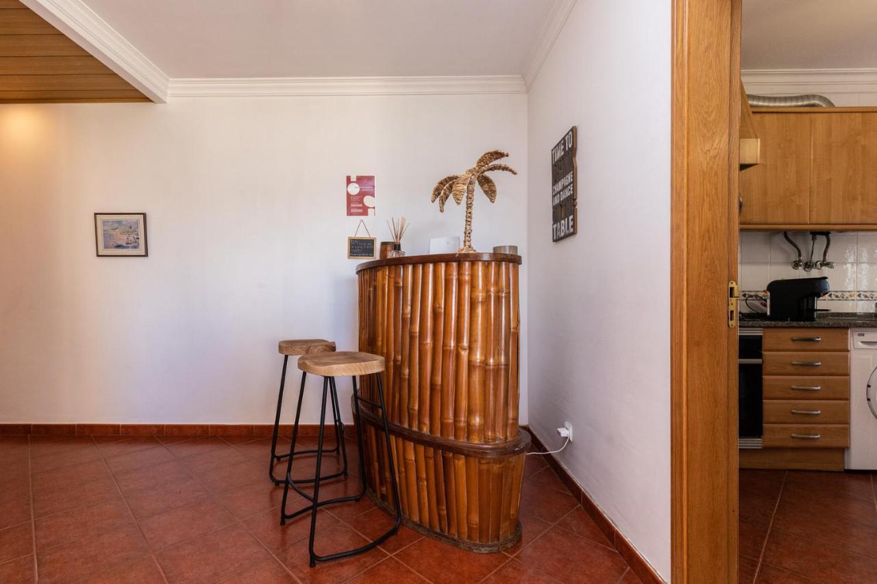 Front View Flat Apartment *
